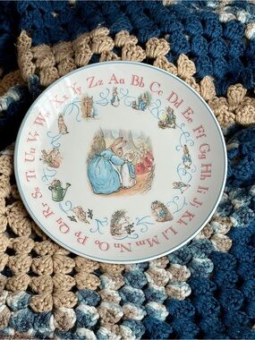 Vintage Wedgwood Beatrix Potter Peter Rabbit ABC 8” Porcelain Plate